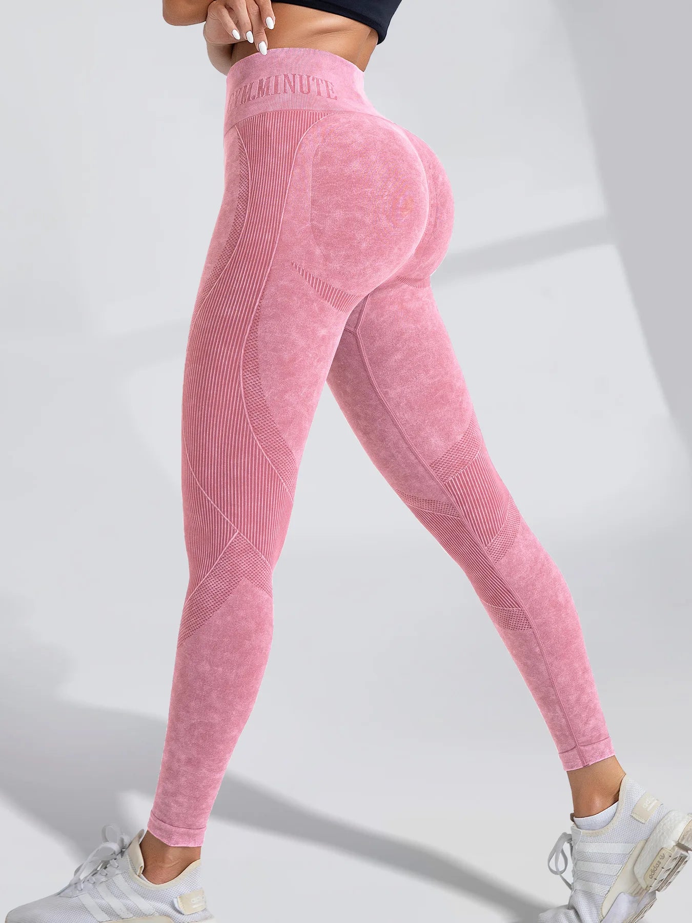 Sculpt Seamless Scrunch Leggings — Lifted Glutes, No Camel Toe