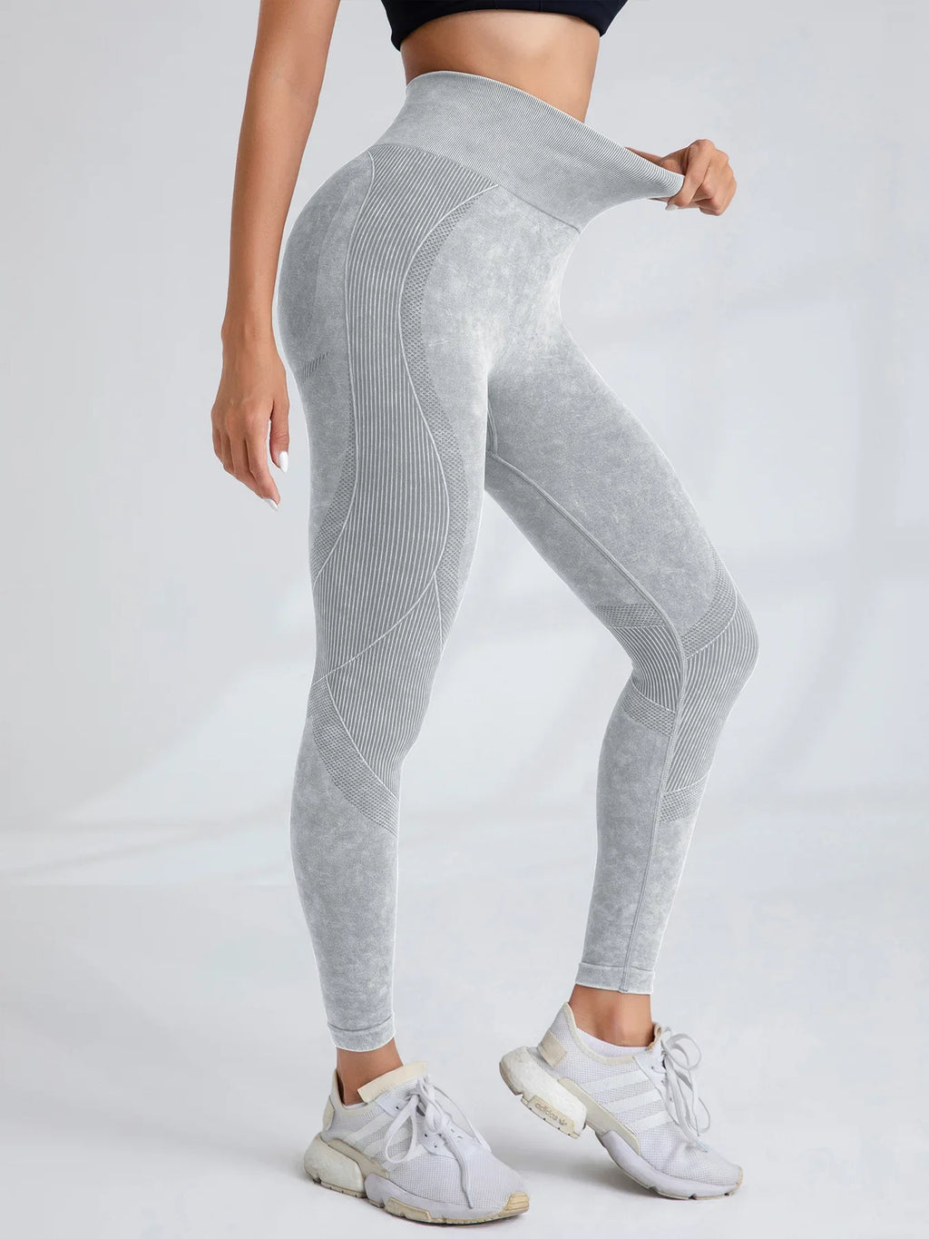 Sculpt Seamless Scrunch Leggings — Lifted Glutes, No Camel Toe