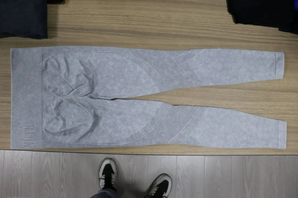 Sculpt Seamless Scrunch Leggings — Lifted Glutes, No Camel Toe